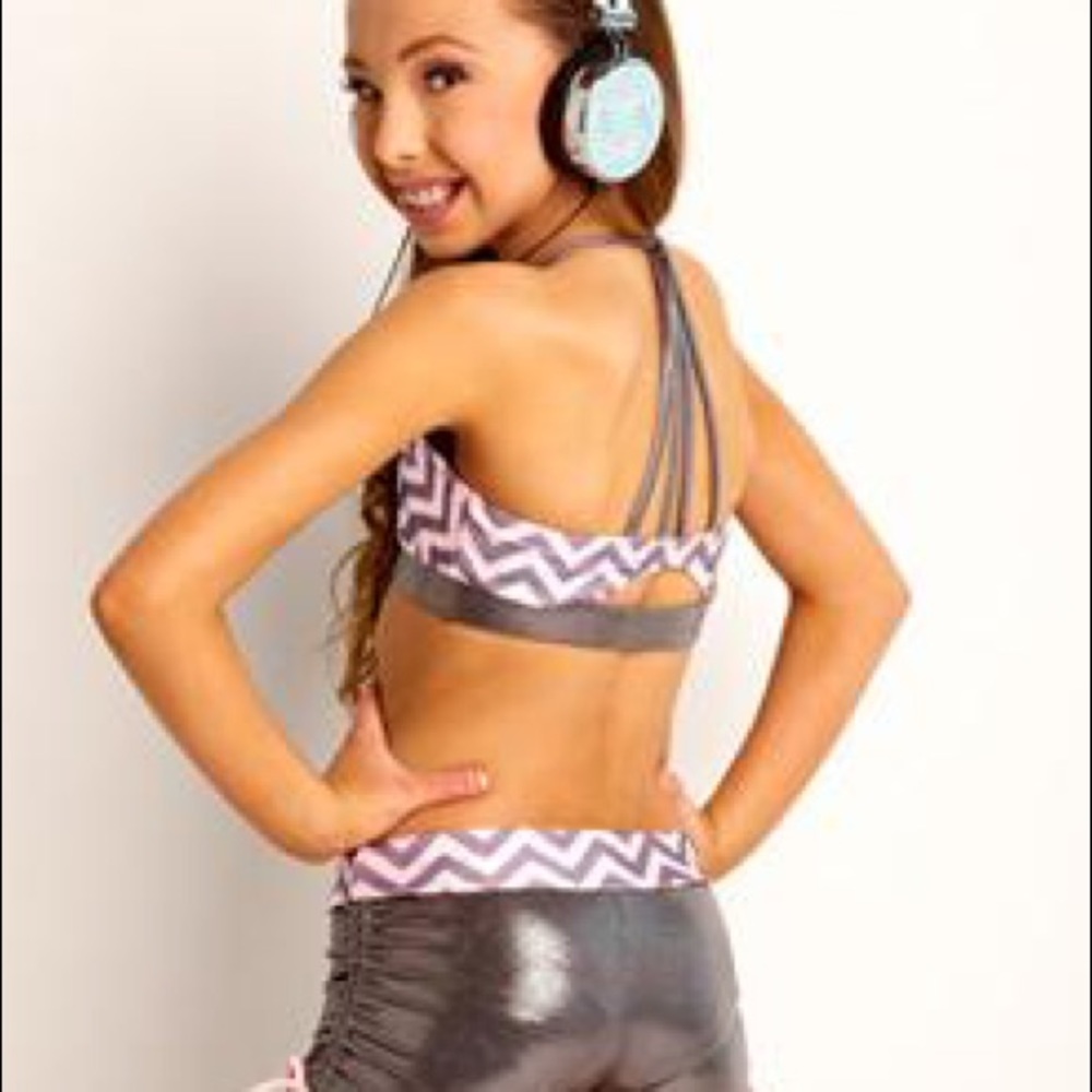 Cheerleading Dance Bra and Shorts